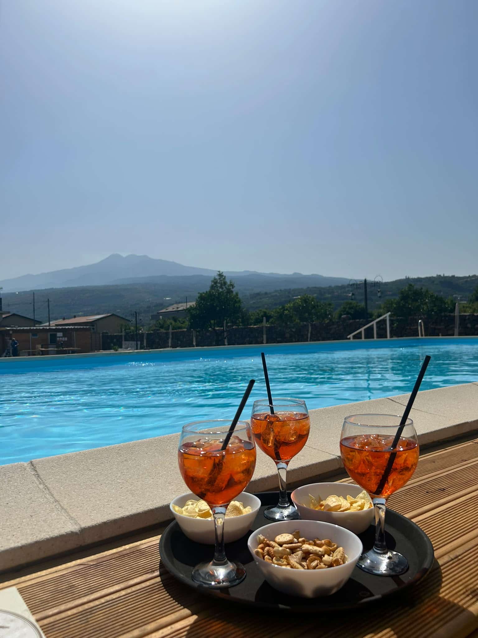 Piscina con solarium attrezzato del B&B Diana'S a Fiumefreddo di Sicilia, vicino Etna e Taormina - foto 10